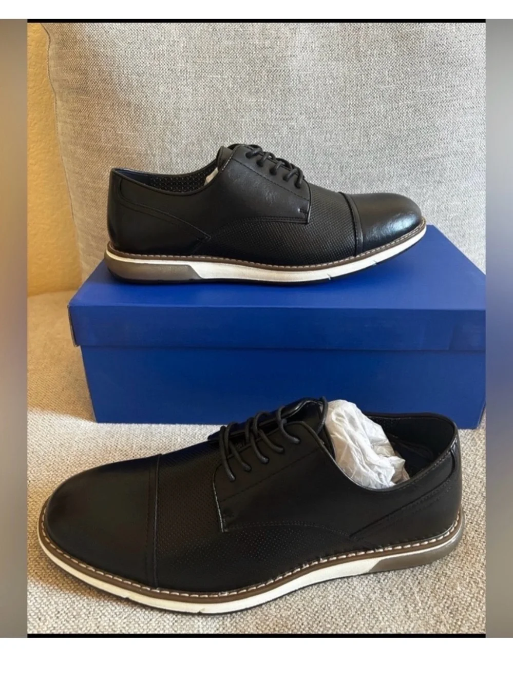 Vince Camuto Black Leather Cap-Toe Derby with Textured Vamp